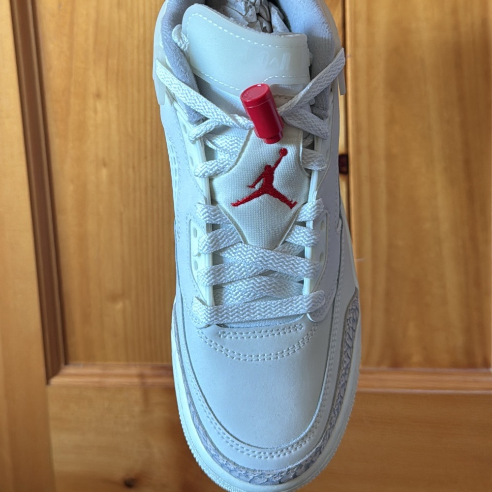Jordan Spizike Low
